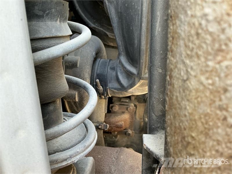 Volvo FL10 6x4 Rollback Truck (Inoperable) Bergungsfahrzeuge