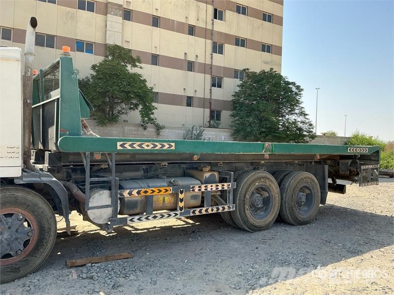 Volvo FL10 6x4 Rollback Truck (Inoperable) Bergungsfahrzeuge
