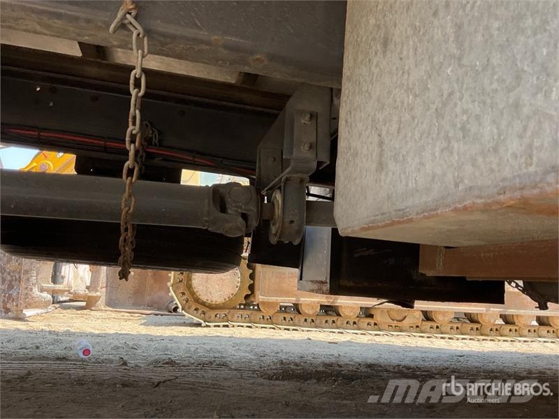 Volvo FL240 4x2 Cargo Van Truck شاحنات ذات هيكل صندوقي