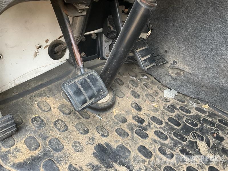 Volvo FL6H Vacuum Sweeper Truck Sweeper trucks