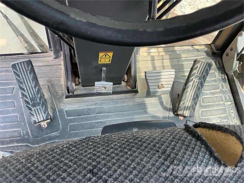 Volvo G970 Motor Grader Greiderid