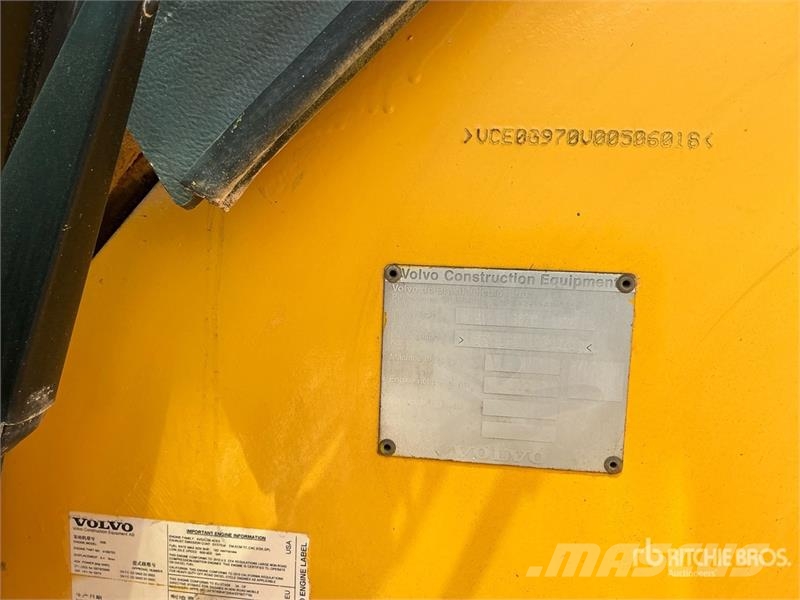 Volvo G970 Motor Grader Greiderid