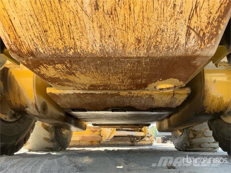 Volvo G990 モーターグレーダー