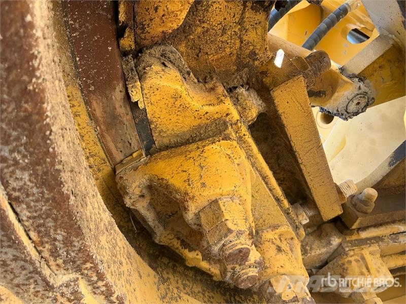 Volvo G990 モーターグレーダー