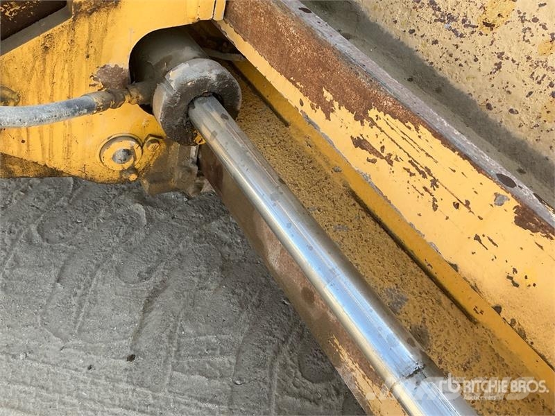 Volvo G990 モーターグレーダー