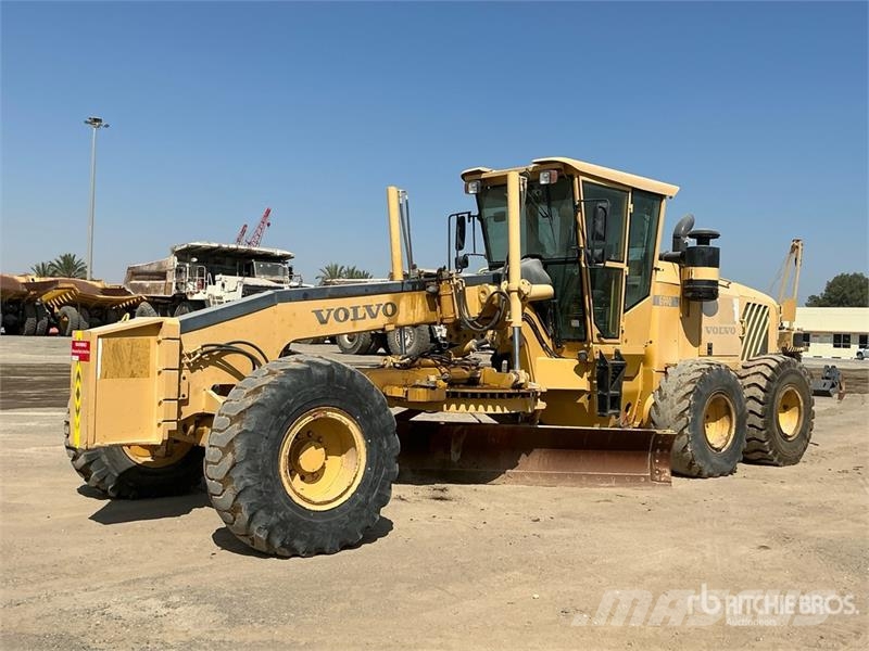 Volvo G990 モーターグレーダー