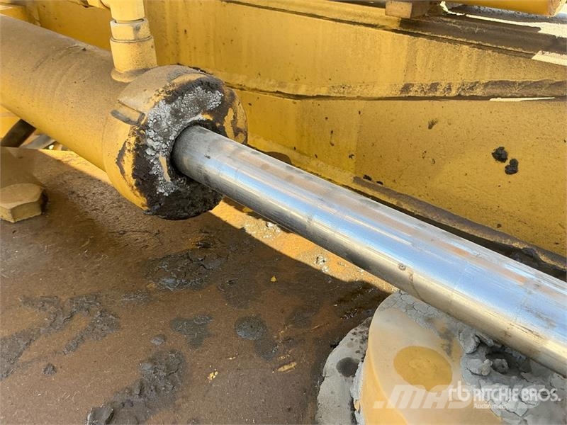 Volvo G990 モーターグレーダー