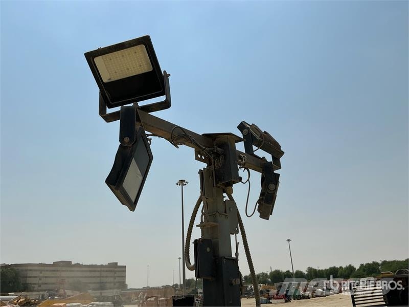 Wanco WSLT-M Solar Light Tower أبراج خفيفة