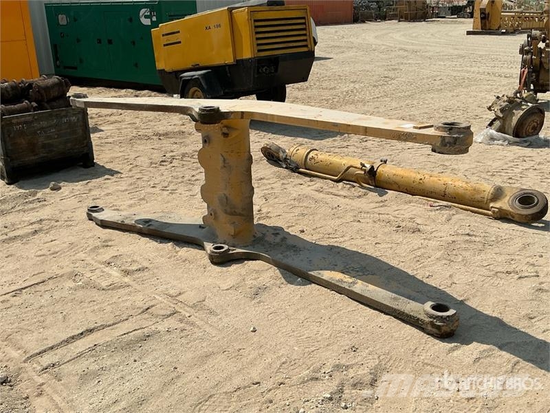 Wheel Loader Arm Assembly - Fits Cat 966 مكونات أخرى