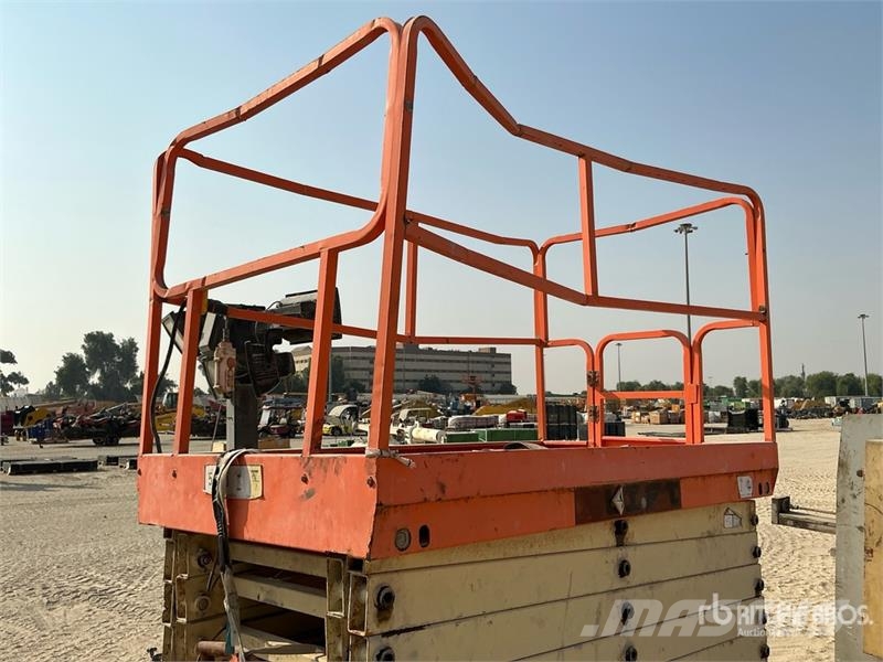 X Lift L1100 Electric Scissor Lift Käärtõstukid