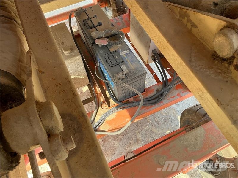 X Lift L1100 Electric Scissor Lift Käärtõstukid