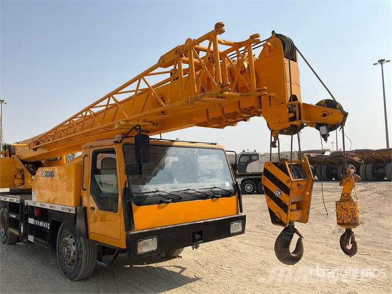XCMG 6x4 Hydraulic Truck Crane Lánctalpas daruk