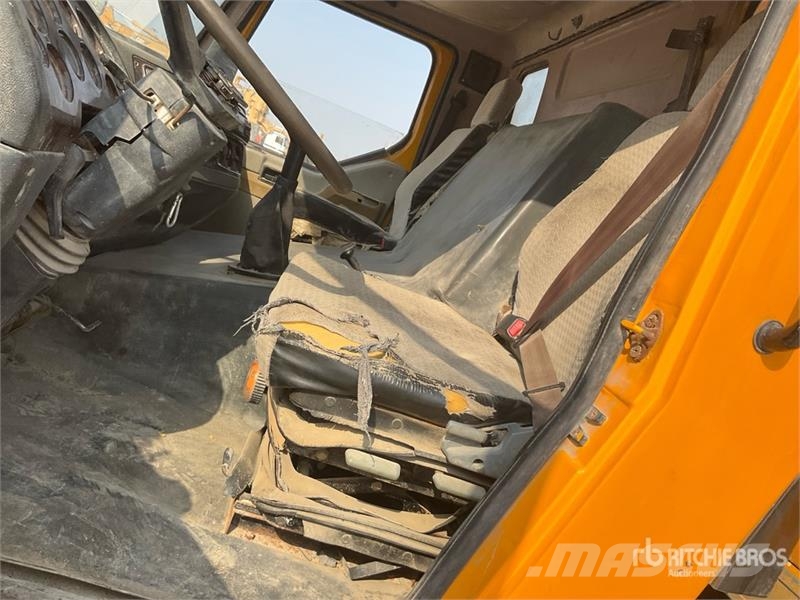 XCMG 6x4 Hydraulic Truck Crane Lánctalpas daruk