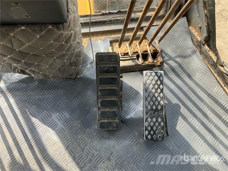 XCMG GR215 Motor Grader Γκρέιντερς