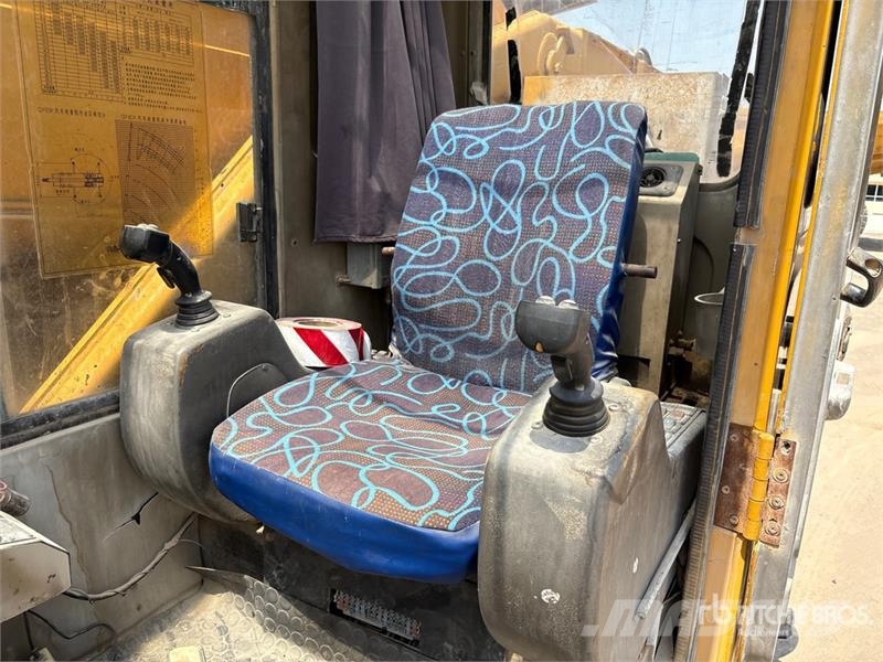 XCMG QY65K 65 ton 8x4x4 Hydraulic Truck Crane Roomikkraanad