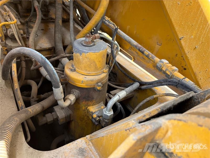 XCMG QY65K 65 ton 8x4x4 Hydraulic Truck Crane Roomikkraanad