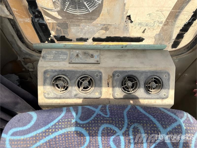 XCMG QY65K 65 ton 8x4x4 Hydraulic Truck Crane Roomikkraanad