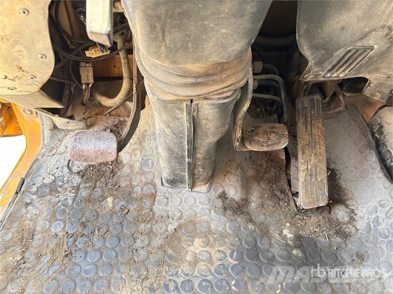 XCMG QY65K 65 ton 8x4x4 Hydraulic Truck Crane Roomikkraanad