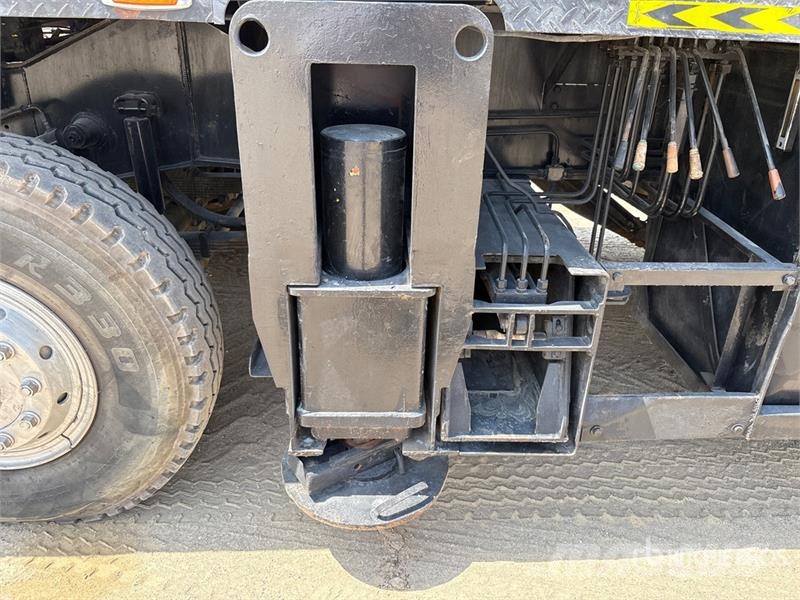 XCMG QY65K 65 ton 8x4x4 Hydraulic Truck Crane Roomikkraanad