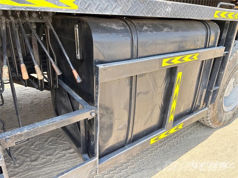 XCMG QY65K 65 ton 8x4x4 Hydraulic Truck Crane Roomikkraanad