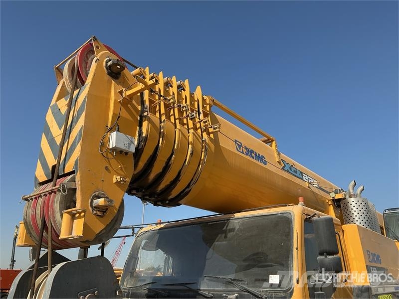 XCMG XCA220 220 ton 12x6x8 All Terrain Crane Żurawie szosowo-terenowe