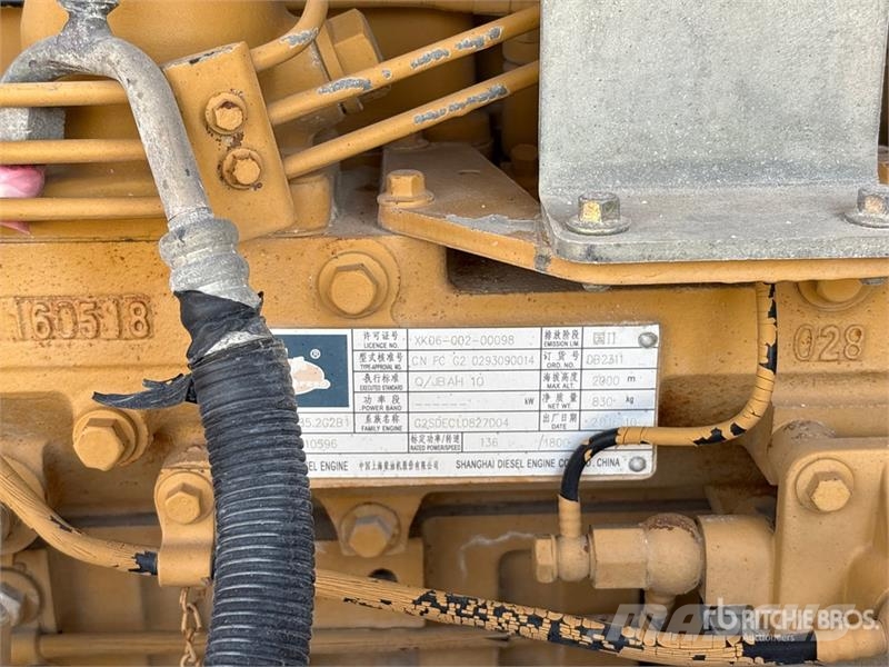 XCMG XS223JE Smooth Drum Compactor 单轮压路机