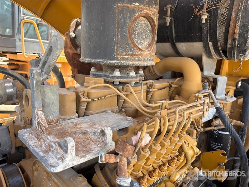 XCMG XS223JE Smooth Drum Compactor 单轮压路机