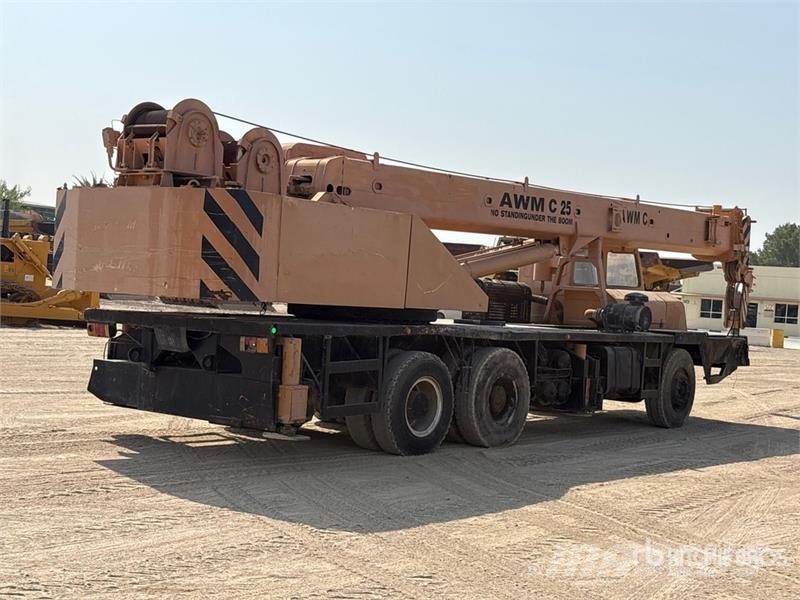 Zoomlion 6x4 Hydraulic Truck Crane Roomikkraanad