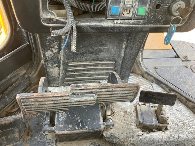 Zoomlion ZD220-30 Crawler Dozer بلدوزرات مجنزرة