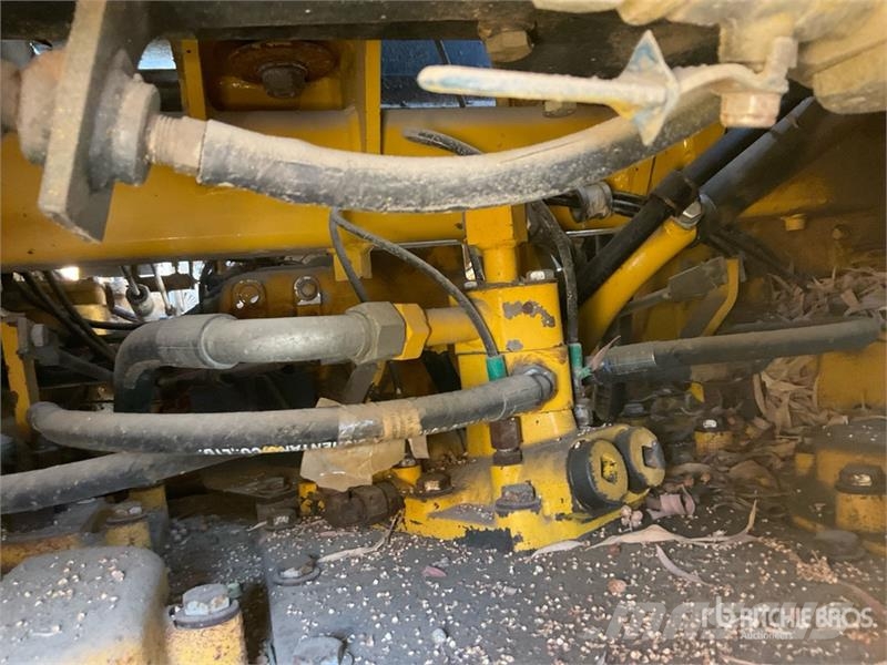 Zoomlion ZD220-30 Crawler Dozer بلدوزرات مجنزرة