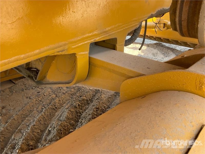 Zoomlion ZD220-30 Crawler Dozer بلدوزرات مجنزرة