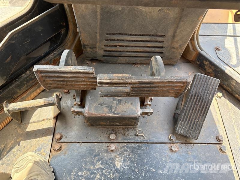 Zoomlion ZD220-6 Crawler Dozer Kāpurķēžu buldozeri