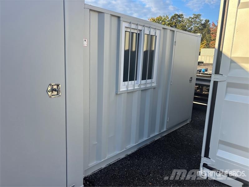 10 ft Multi-Door Storage Container Skladové kontajnery