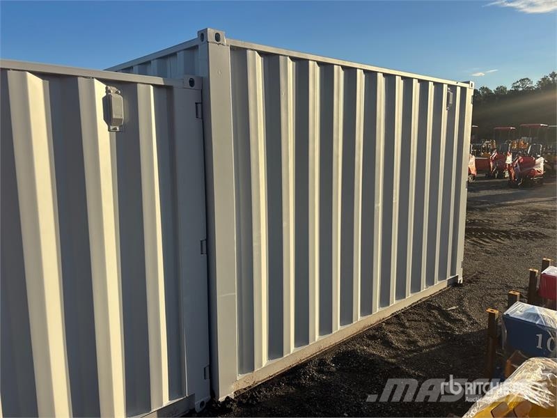  11 ft Storage Container حاويات تخزين