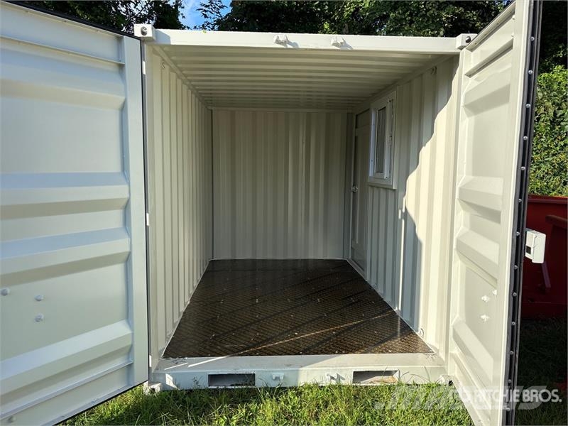  11 ft Storage Container (Unused) Varastokontit