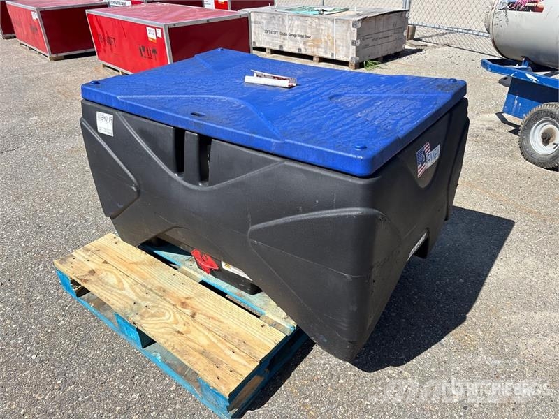 116 gal Portable Poly Gasoline Fuel Tank Degvielas un piedevu tvertnes