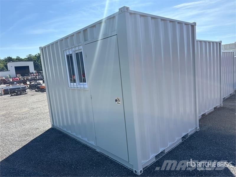  12 ft Storage Container (Unused) Varastokontit