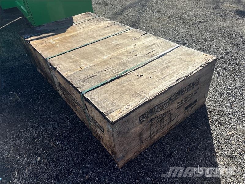 12 ft x 20 ft Livestock Shelter Drugi strojevi za stoku i dodatna oprema