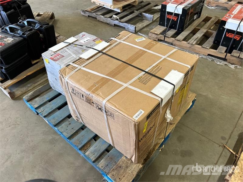  12000 BTU Whirlpool & 6000 TCL Air Conditioner Equipamento de aquecimento e descongelamento