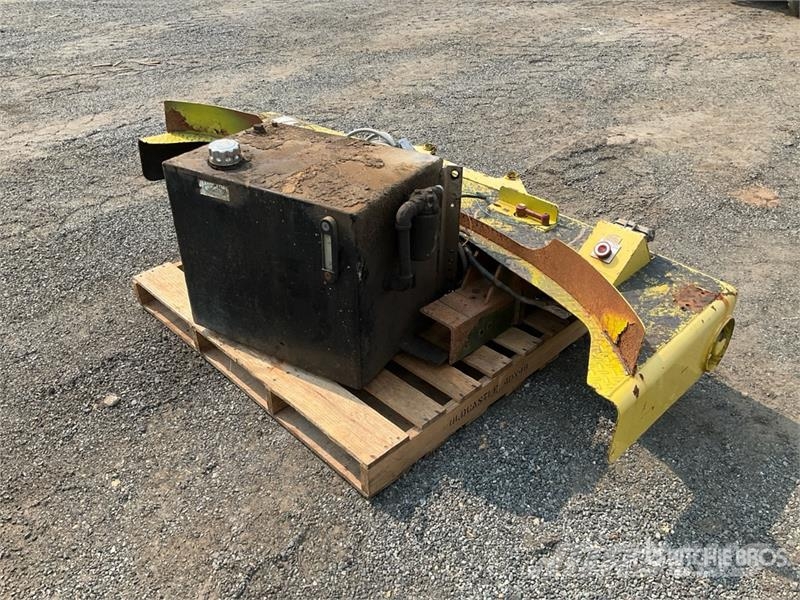 12UA8X3R1H 12000 lb Winch & Bumper Ostale kargo komponente
