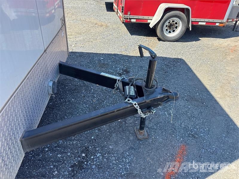  16 ft T/A Enclosed Trailer Furgons