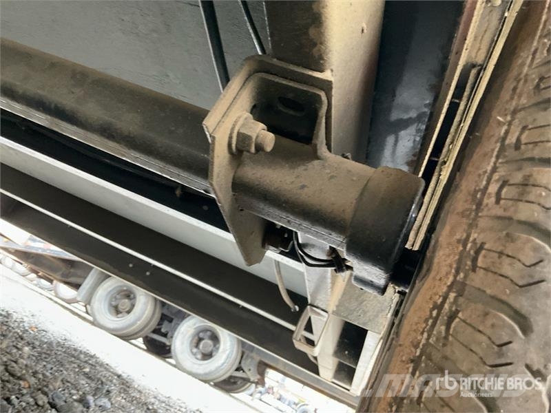  16 ft T/A Enclosed Trailer 厢式拖车