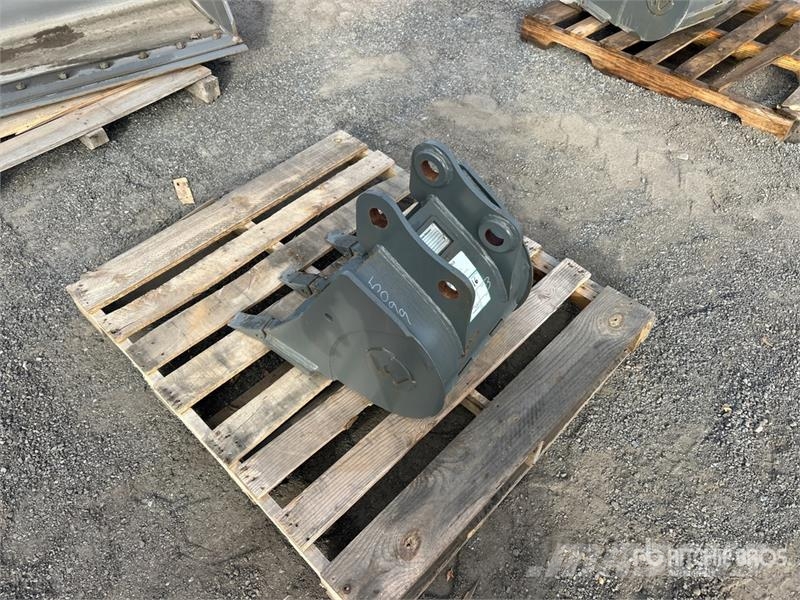  16 in Digging Bucket Baldes