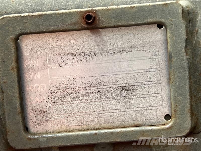  18 in Digging Excavator Bucket Baldes