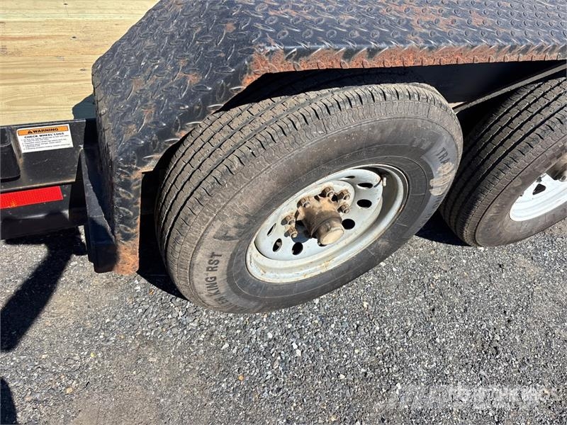 19 ft T/A Tilt Deck Trailer Niski utovarivači
