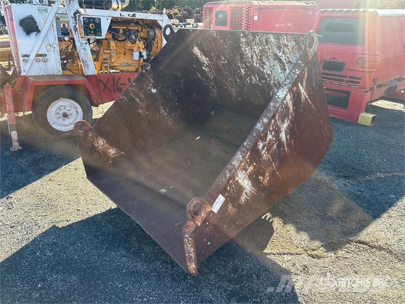  2 cyd  Yard Self-Dumping Hopper Tanke og spande