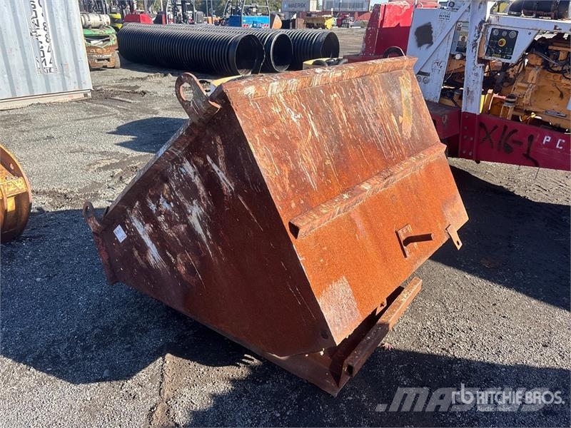  2 cyd  Yard Self-Dumping Hopper Tanke og spande