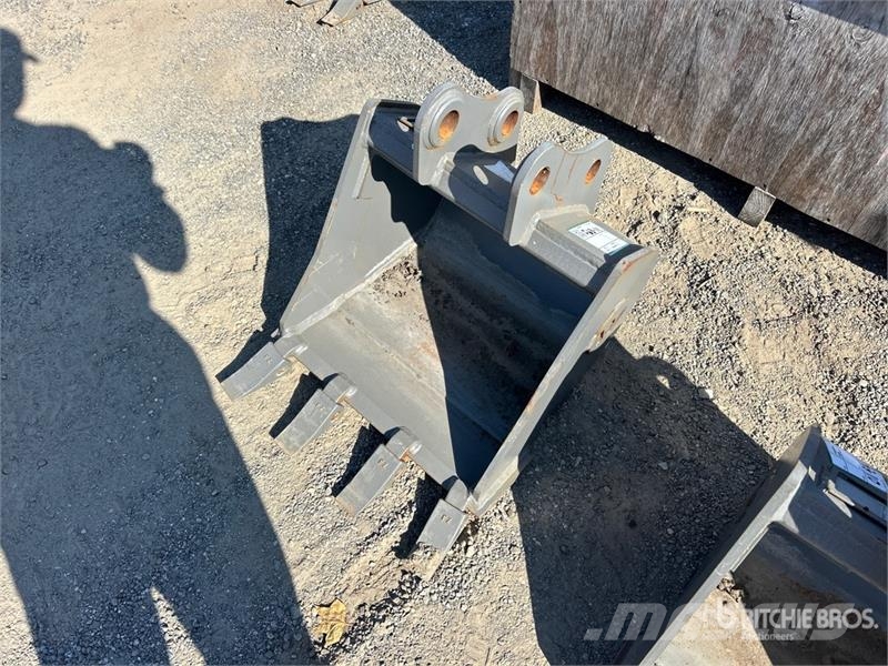 20 in Digging Excavator Bucket Cucharones