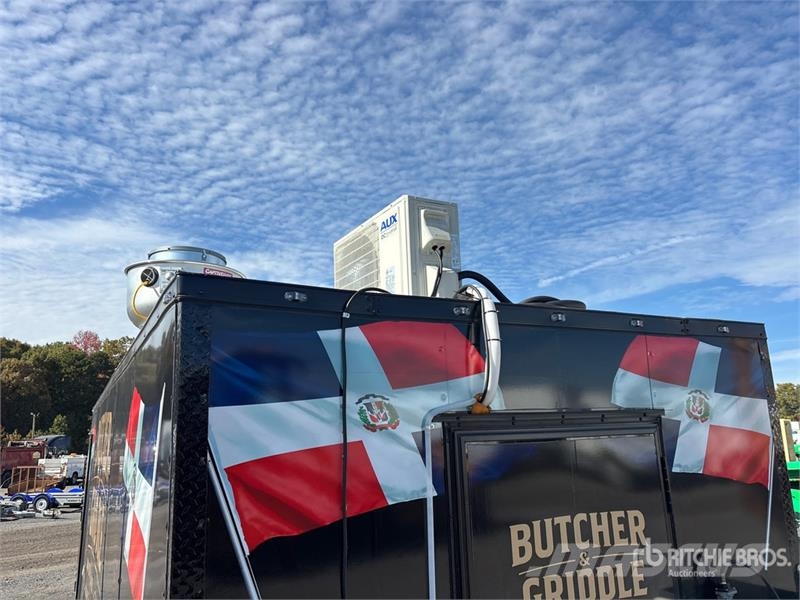24 ft T/A Food Concession Trailer Druge prikolice