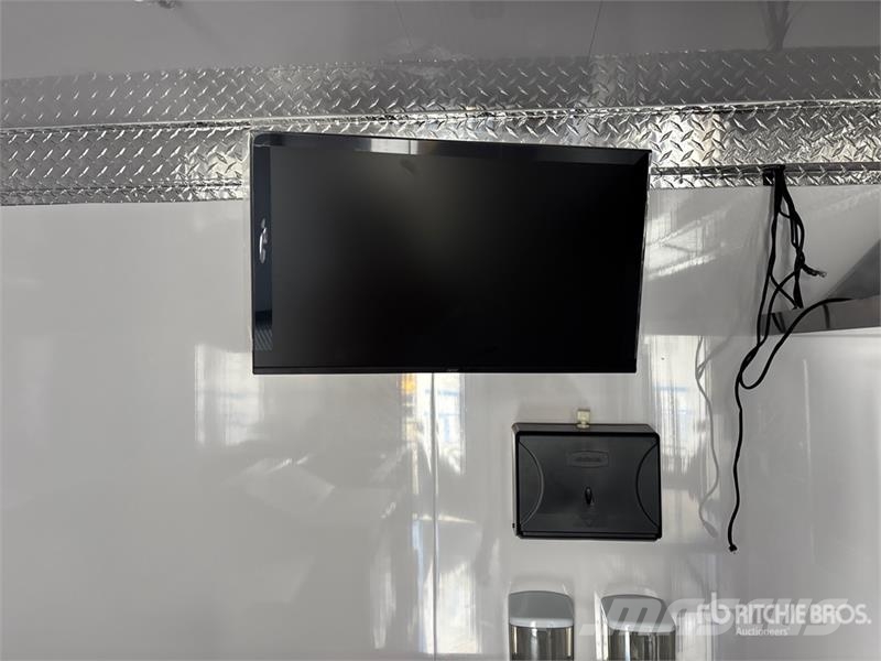 24 ft T/A Food Concession Trailer Druge prikolice